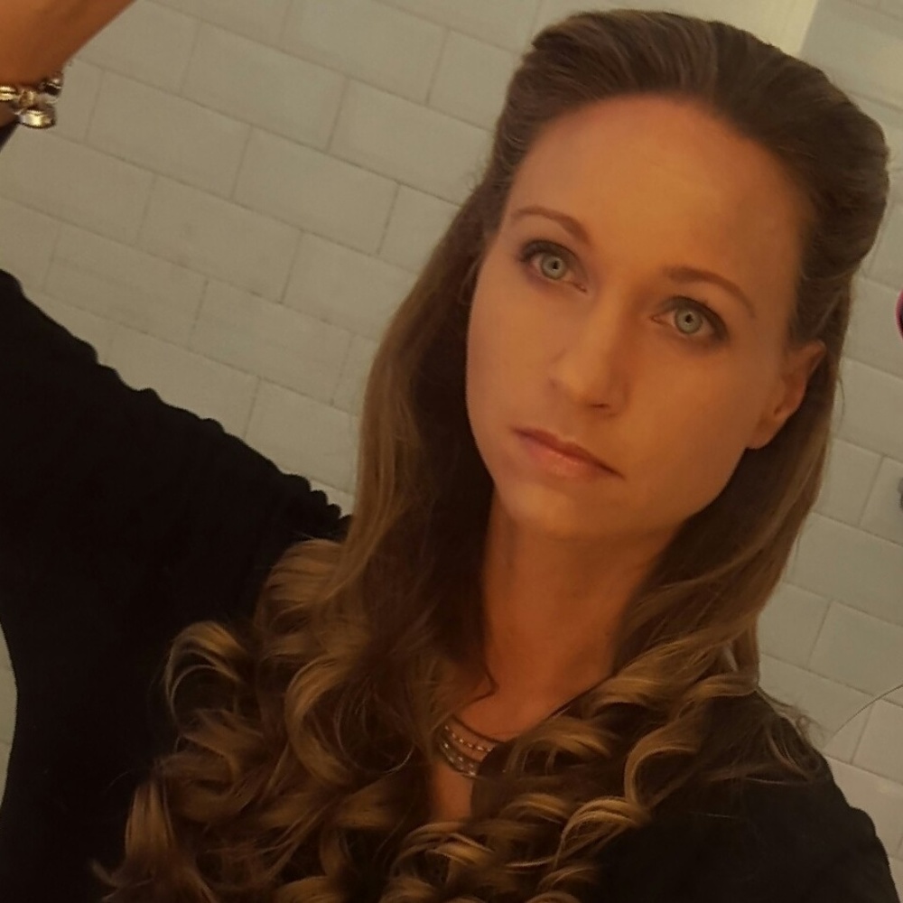 Meet your Posher, Renee